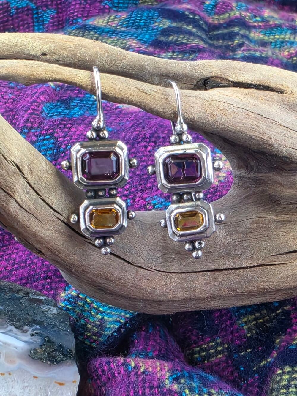 Gorgeous vintage 925 sterling silver amethyst and citrine dangle earrings.